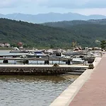 - Donja 15983c Apartmán