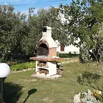 - Donja 15983c *