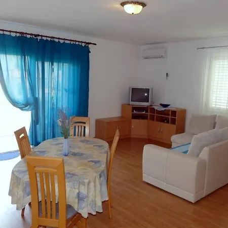 - Donja 15983c Apartment *